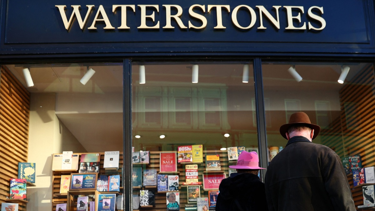 [$ 14.92] Waterstones £10 Gift Card UK